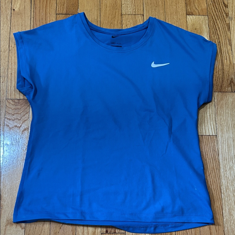 Nike Royal Blue Sports Tee with White Swoosh/ Never worn ( 1153 )